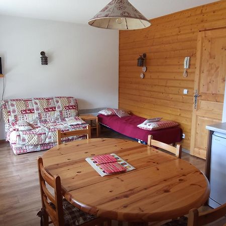 Ferienwohnung Eden Des Cimes, La Joue Du Loup Exterior foto